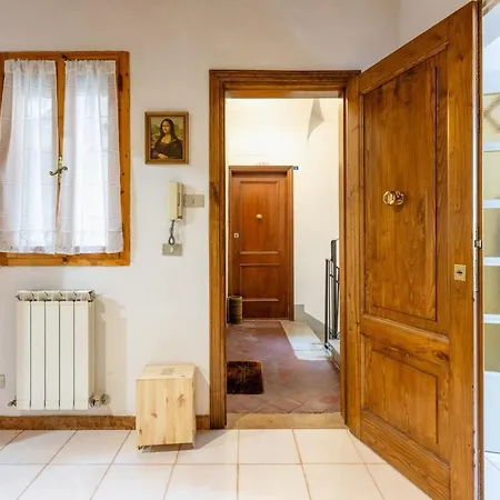 Graziosa Nel Centro Di * Siena